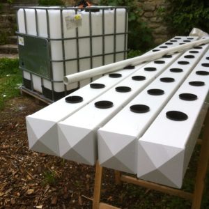 Kit NFT 4 gouttières blanches - 44 plants